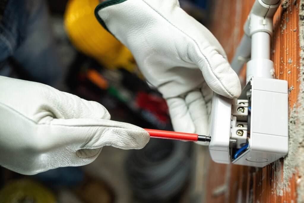 electrical services contractors repair